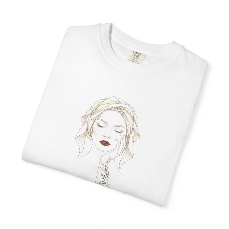 Minimalist Line Art Graphic Tee for Women | French-Inspired Design - PRINT EXPLORE